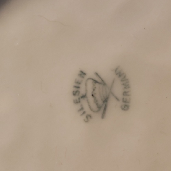 Silesien Germany Large Bowl with Roses - Picture 9 of 9